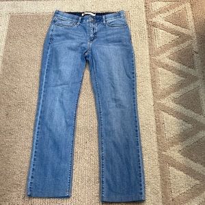 Levi’s perfect waist 525 Straight Leg Jeans